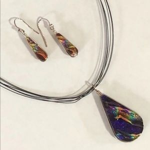 2 piece set Multicolored necklace and earrings